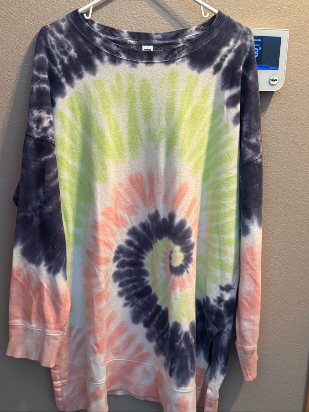 OLD NAVY Women’s Tie-Dye Long Sleeve Tunic Sweatshirt